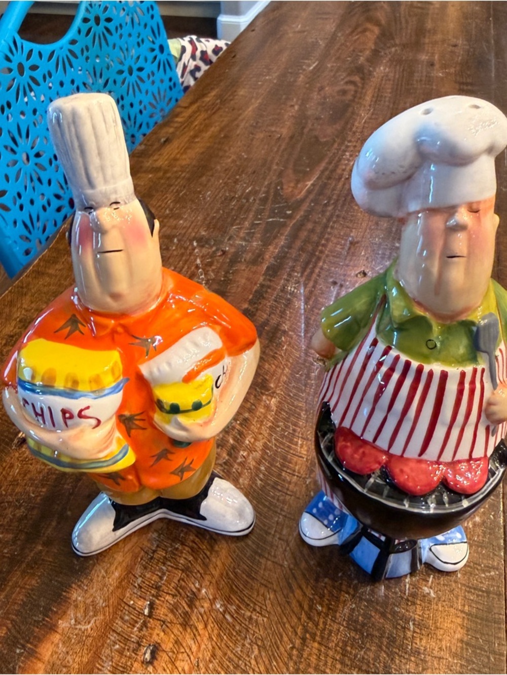 CIC Masters of BBQ-Chef Figurine Salt and Pepper Shaker Set - Orange & Green